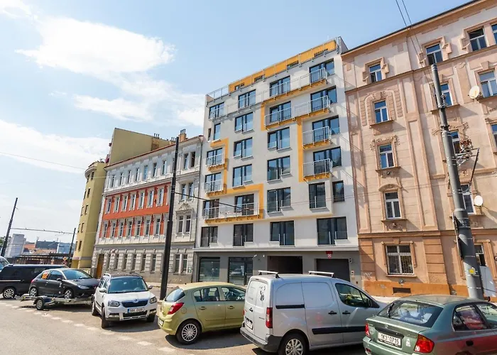 Penthouse # 81 With Panoramic City View In Elite Rezidence With Free Parking