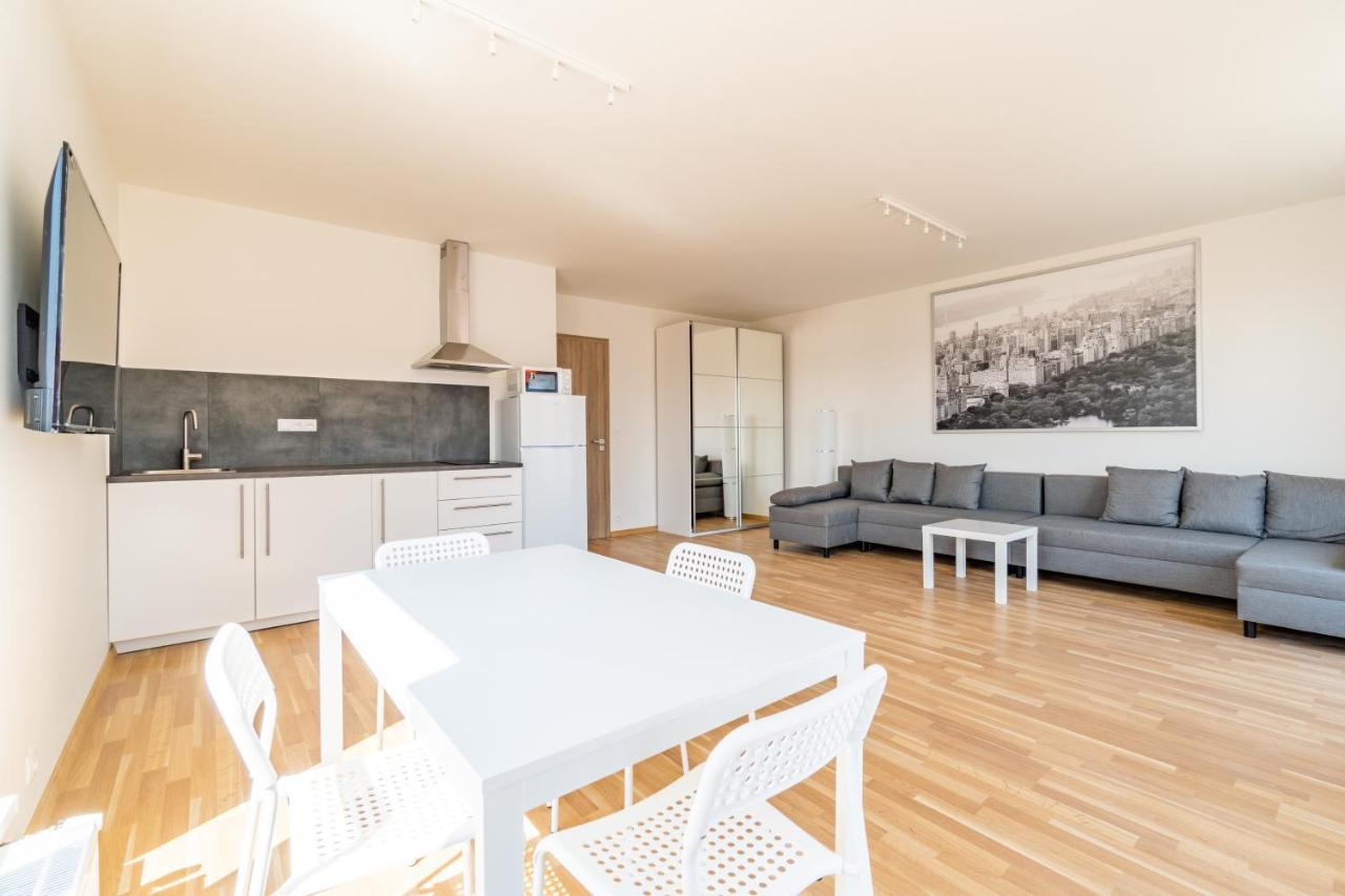 Penthouse # 81 With Panoramic View In Elite Rezidence With Free Parking Apartamento Praga