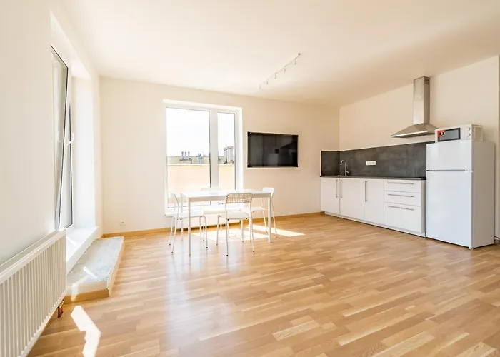 Penthouse # 81 With Panoramic City View In Elite Rezidence With Free Parking